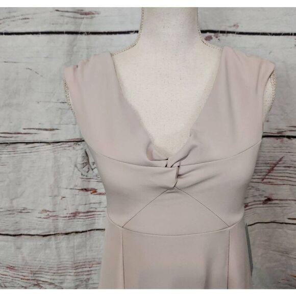 Show Me Your Mumu Zurich Knot Gown in Show Me The Ring Color Size Medium NWT - Picture 5 of 7